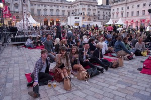 somerset-house-crowd