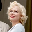 Michelle Williams gets Marilyn Monroe’s supernatural approval Michelle Williams gets Marilyn Monroe’s supernatural approval